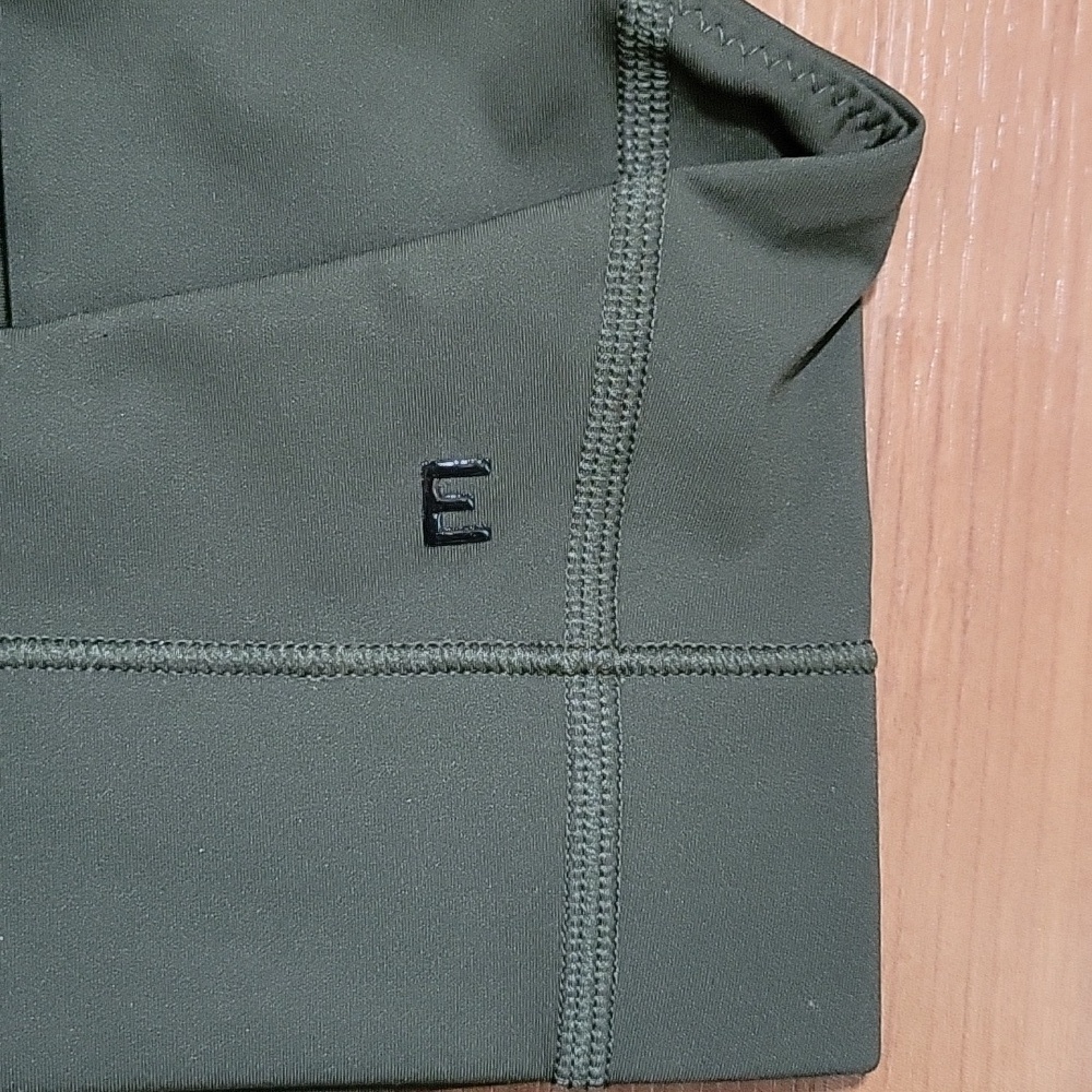 Everlane The Perform Cropped Top in Dark Forest - Picture 8 of 12